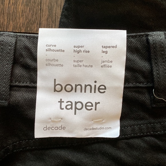 Decade studio Bonnie taper jeans size 30, BNWT - Picture 4 of 7